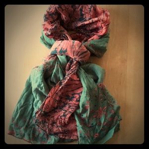Flower pink and green scarf